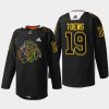 men blackhawks jonathan toews warm up foundation night 2022 black jersey